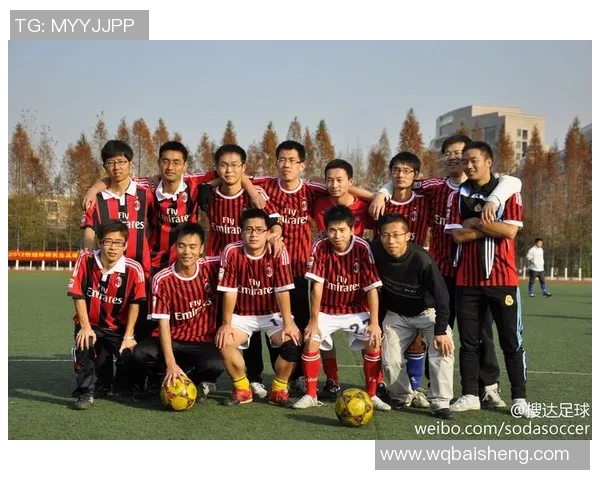 杭州足球队实力对比深度解析及未来发展趋势探讨 杭州足球队实力对比深度解析及未来发展趋势探讨