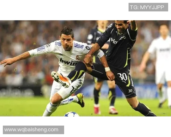 足球明星亲自挑选运动鞋的趣味视频分享与幕后花絮揭秘 足球明星亲自挑选运动鞋的趣味视频分享与幕后花絮揭秘